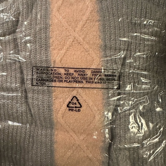 Avenue plus size 26/28 NWT colorblock gray pink lurex sweater cable knit pastel - Picture 3 of 8